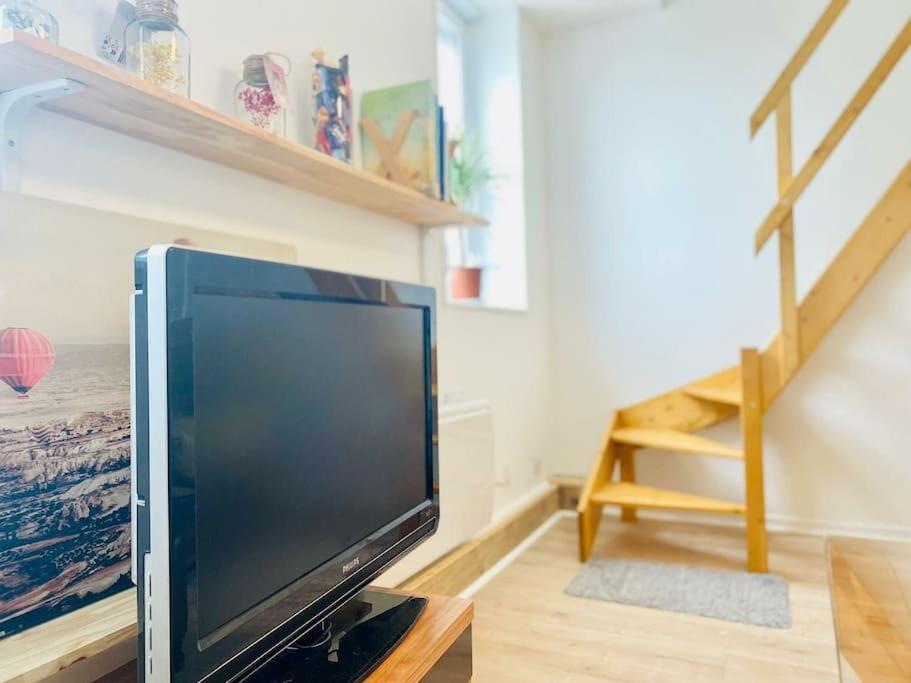 Appartement Renove Et Lumineux. Calais Exterior photo